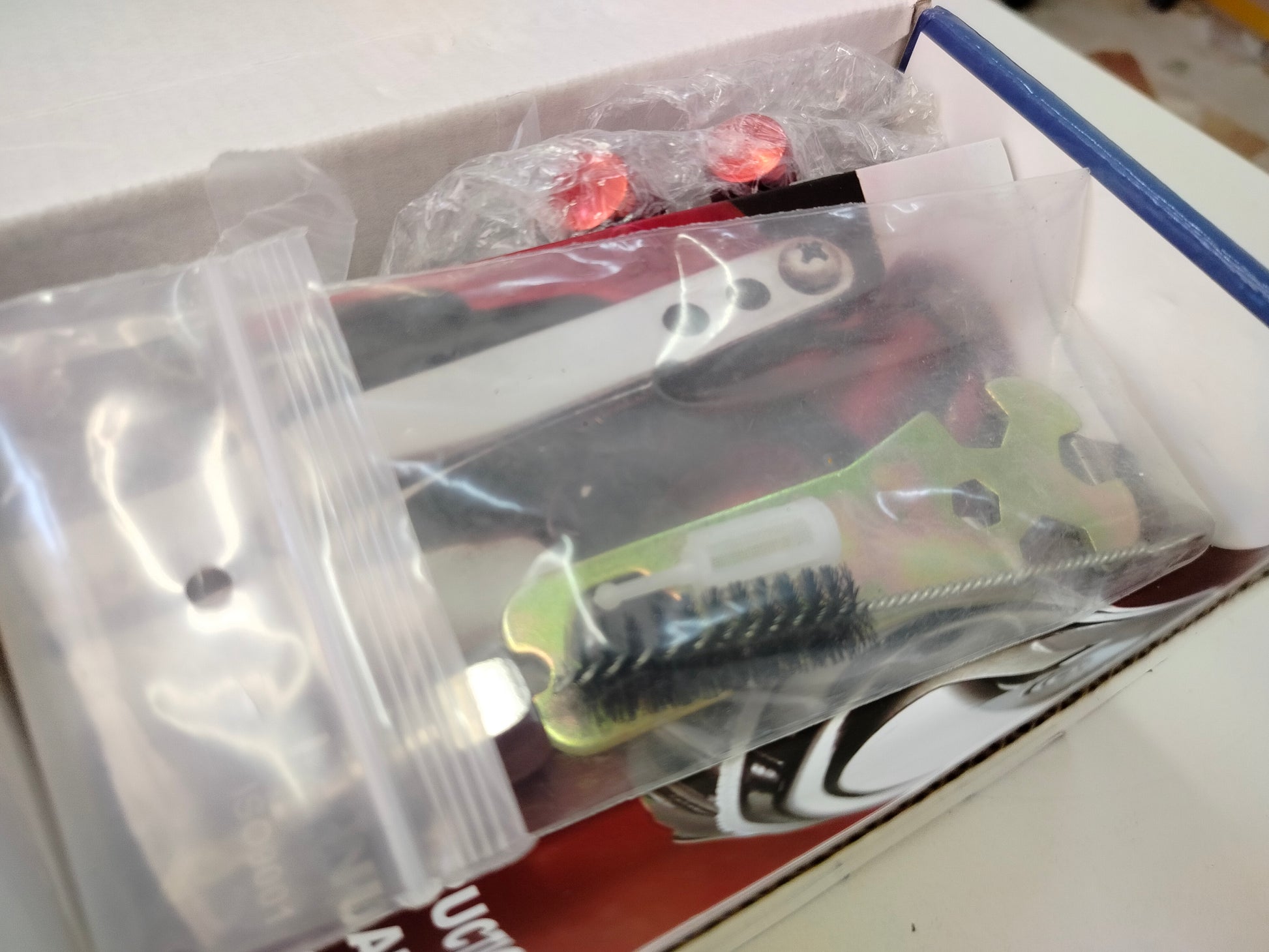 Mini Spray Gun Aerografoair A Gravita- Tazza 250 Ml Ugello 1 Mm
